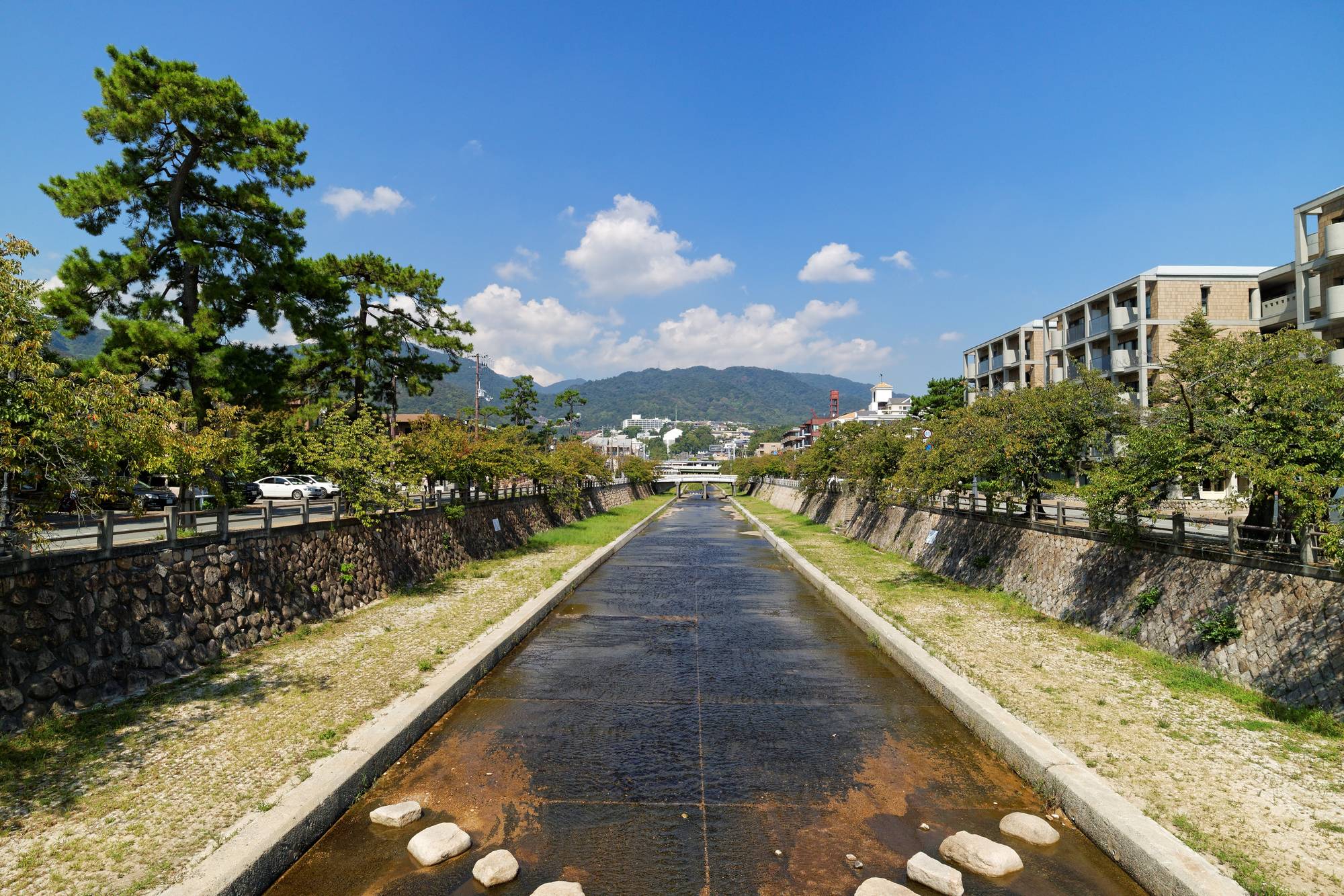 芦屋市とかいう高級感に全振りした街wwwww あらまめ2chあらまめ2ch